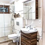 Apartment Pod Dubem
